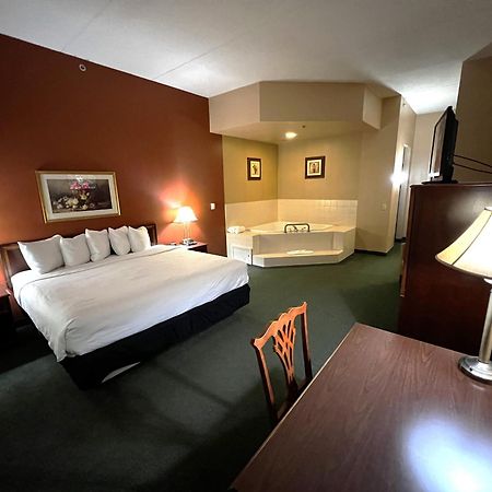 Hotel Mead Resorts & Conventions Center Wisconsin Rapids Exterior photo
