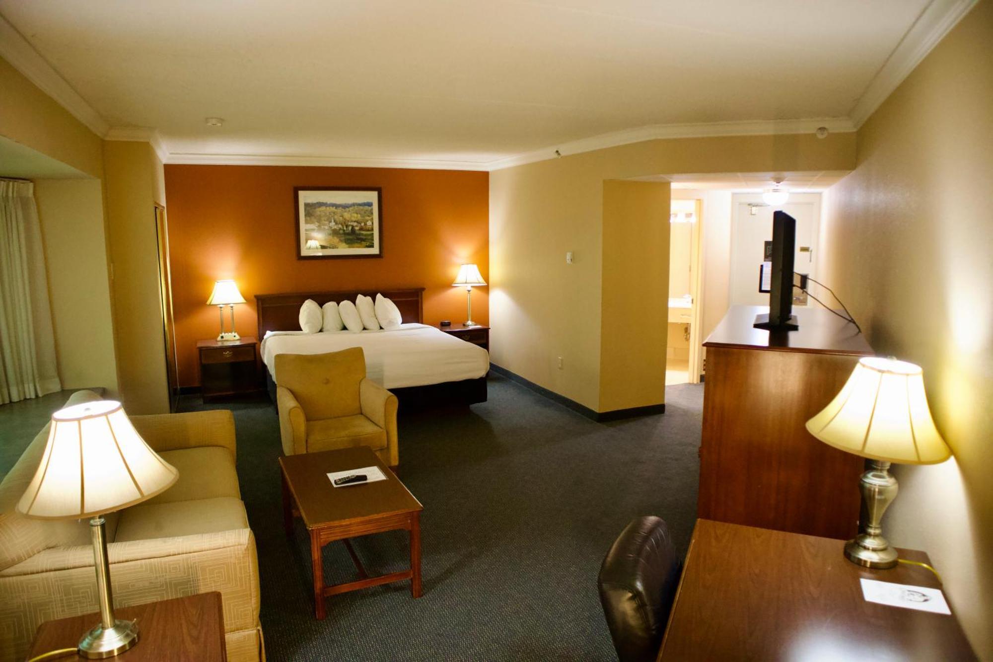 Hotel Mead Resorts & Conventions Center Wisconsin Rapids Exterior photo