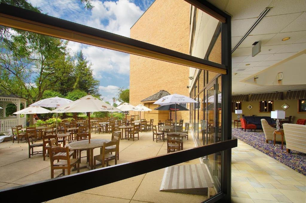 Hotel Mead Resorts & Conventions Center Wisconsin Rapids Exterior photo