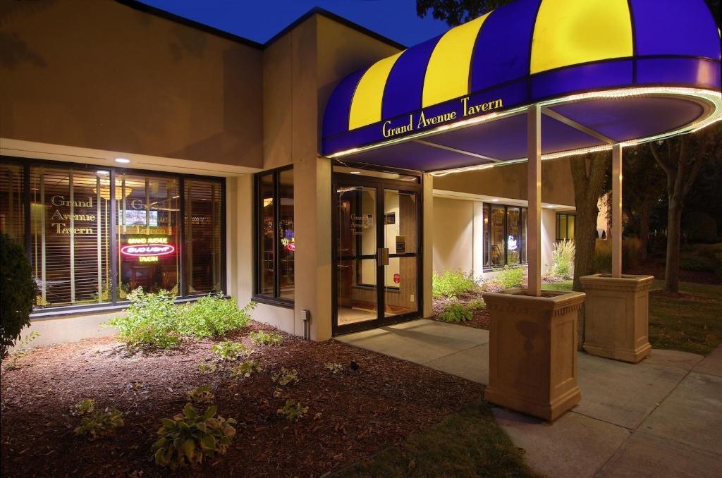 Hotel Mead Resorts & Conventions Center Wisconsin Rapids Exterior photo