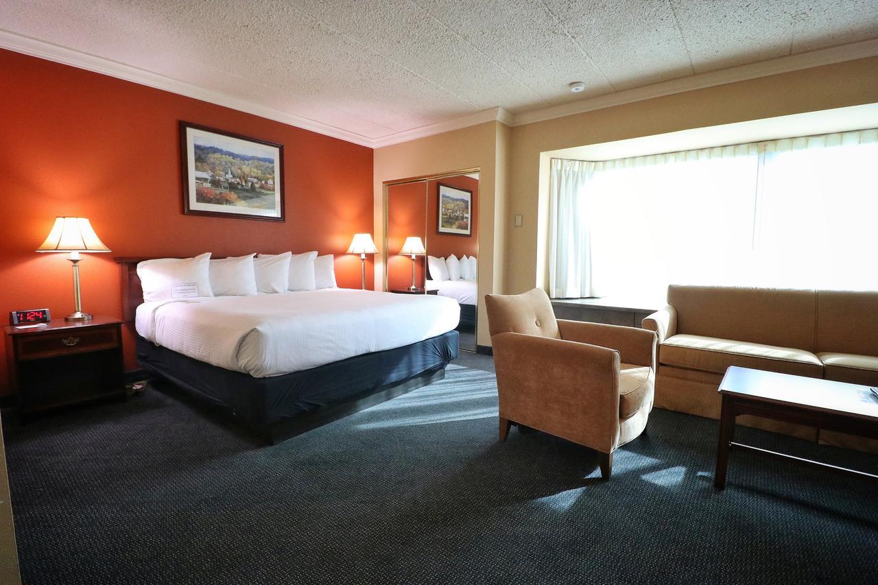 Hotel Mead Resorts & Conventions Center Wisconsin Rapids Exterior photo